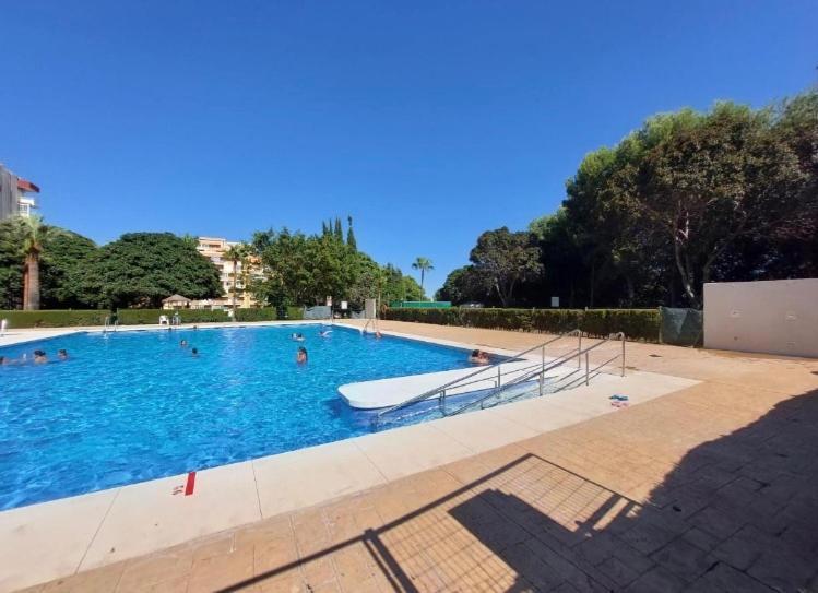 Apartamento Vista A La Playa, Cerca Del Centro Con Piscina Benalmádena Exterior foto